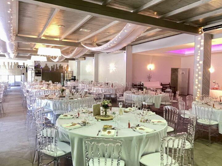 Salles de <b>mariage</b> Tulette (26790) - ABC Salles