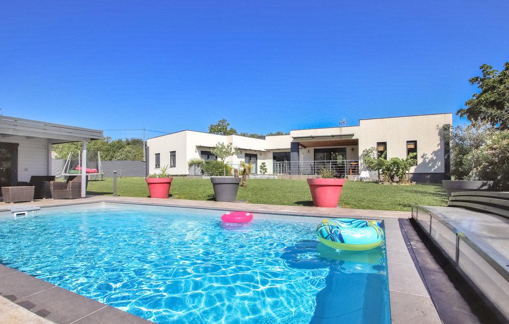 Rhone Alps - <b>Drome</b> Montelimar Holiday home Ardeche Holiday home ...